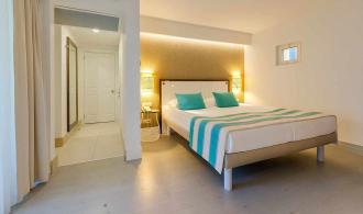 Pamfilya Family Room Classic Atrium Schlafzimmer Doppelbett