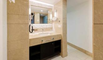 Pamfilya Family Room Classic Atrium Schlafzimmer Bad