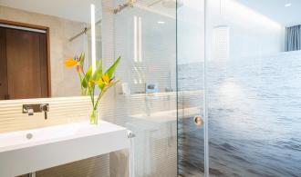Cala Serena Single Room Superior Badezimmer