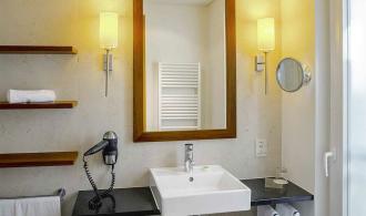Quinta da Ria Double Room Roomhopper Badezimmer