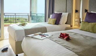 Cyprus Family Room Classic Sea View Kinderzimmer