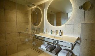 Cyprus Suite Superior Sea View Badezimmer