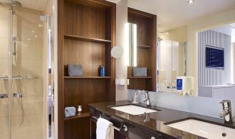 Fieberbrunn Junior Suite Classic Badezimmer