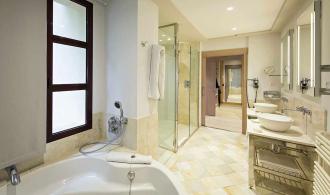 Cala Serena Junior Suite Classic Bad